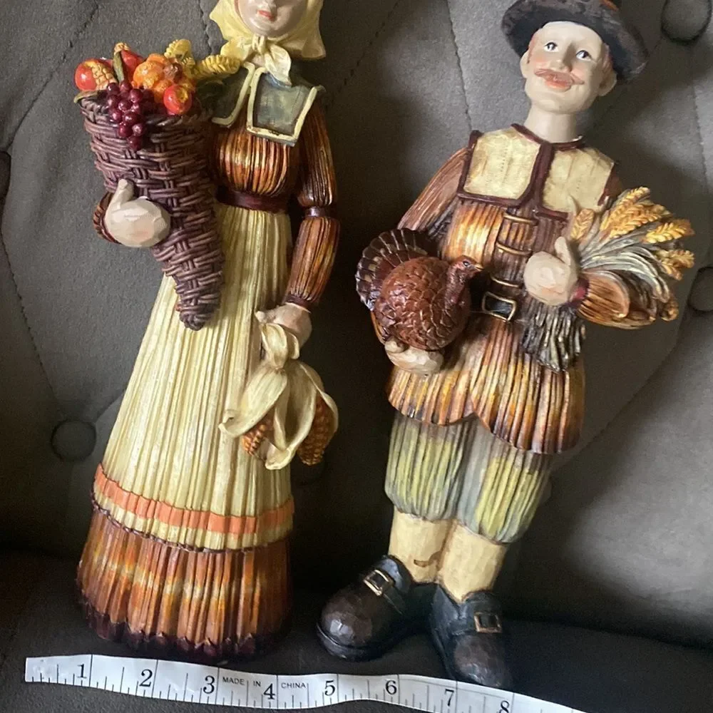 Beautiful Thanksgiving Pilgrims